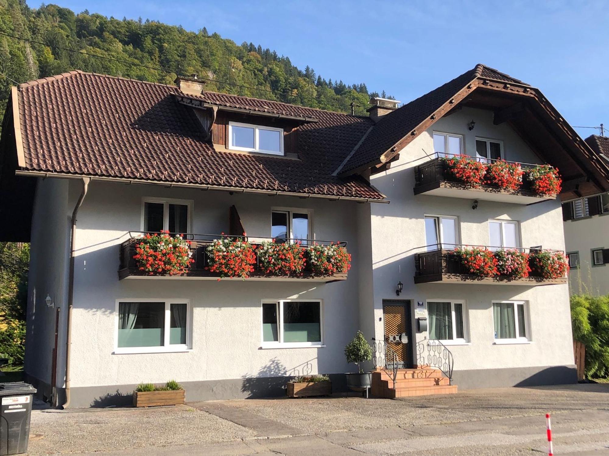 Appartement Zirbenduft Ferienhaus Fuenf Sinne Döbriach Exterior foto